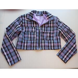 Capsulle crop jacket size S light weight. Mean girls Style. With shoulder pads.